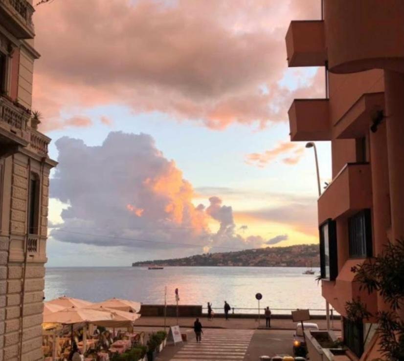 Naples Luxury Suites B&B Exteriér fotografie